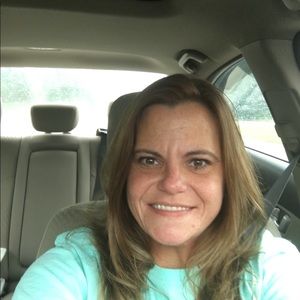 Meet your Posher, Janelle